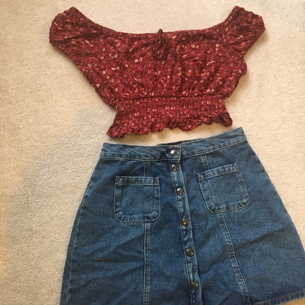 American Eagle crop top